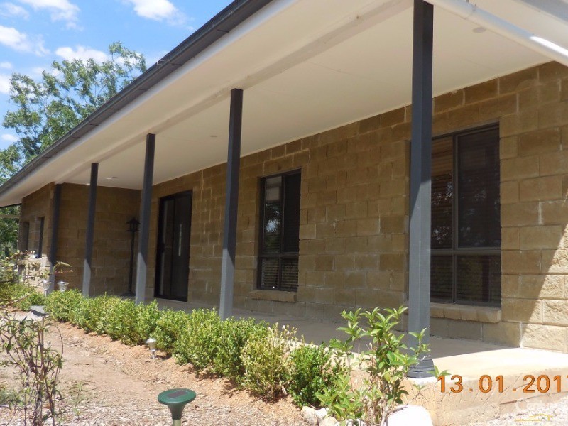 329 Calf Farm Road, Mount Hunter NSW 2570