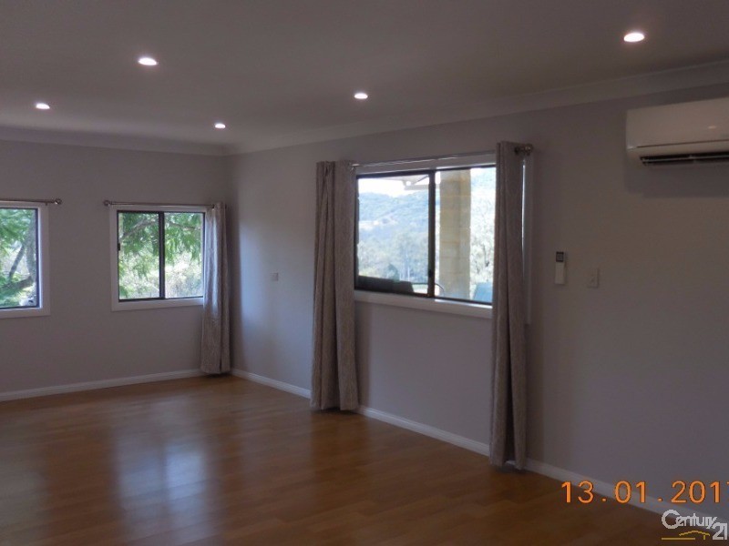 329 Calf Farm Road, Mount Hunter NSW 2570