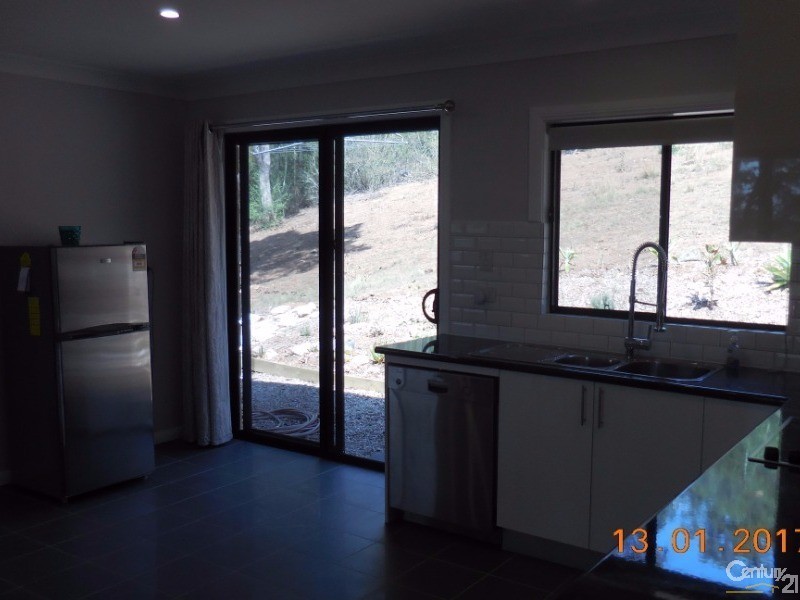 329 Calf Farm Road, Mount Hunter NSW 2570