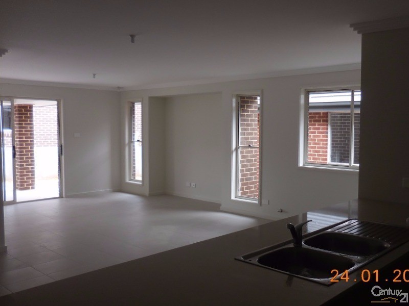 62 Hilder Street, Elderslie NSW 2570