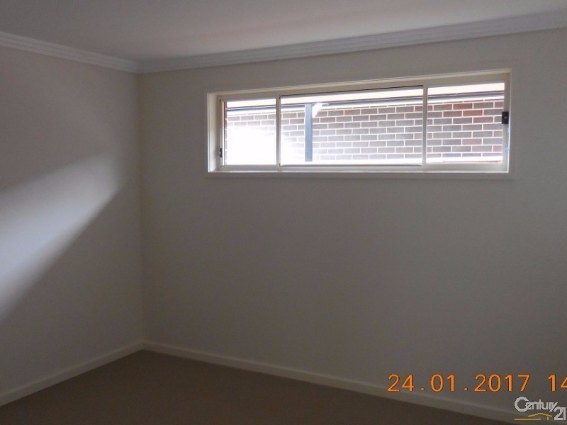 62 Hilder Street, Elderslie NSW 2570