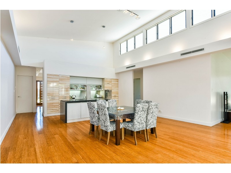 6 Duffy Street, Gregory Hills NSW 2557