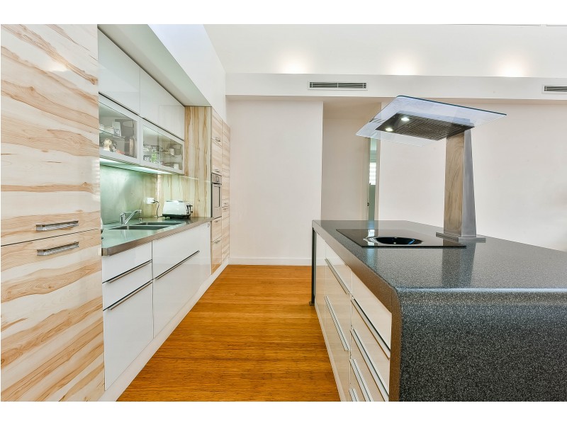 6 Duffy Street, Gregory Hills NSW 2557