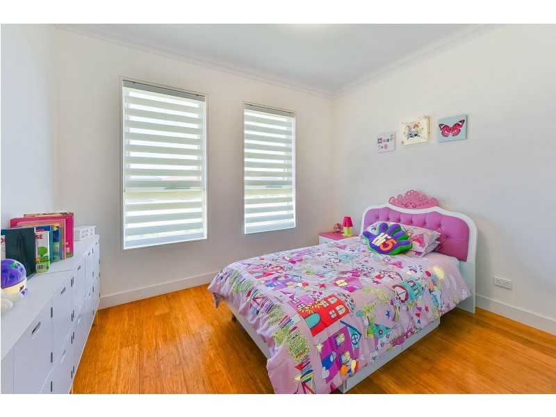 6 Duffy Street, Gregory Hills NSW 2557