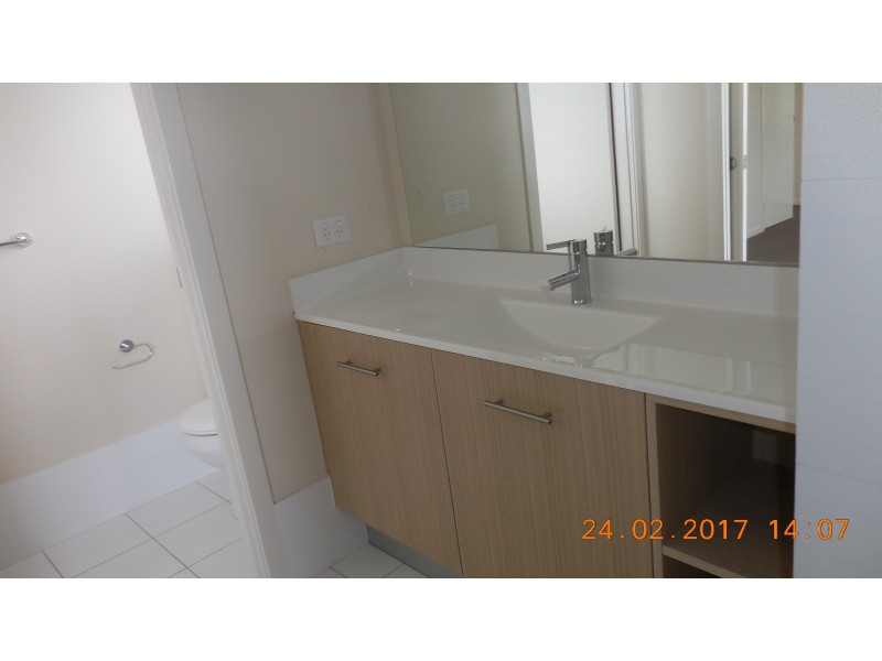 25 Explorer Street, Gregory Hills NSW 2557