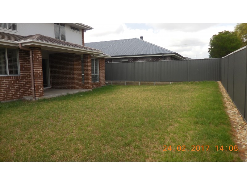 25 Explorer Street, Gregory Hills NSW 2557