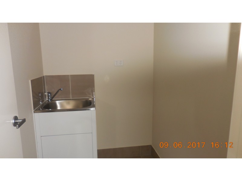 15 Allison Cct, Oran Park NSW 2570