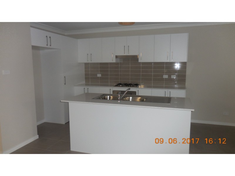 15 Allison Cct, Oran Park NSW 2570