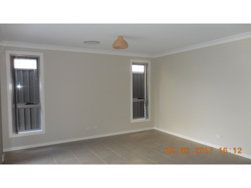 15 Allison Cct, Oran Park NSW 2570