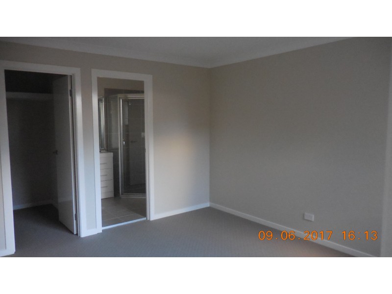 15 Allison Cct, Oran Park NSW 2570