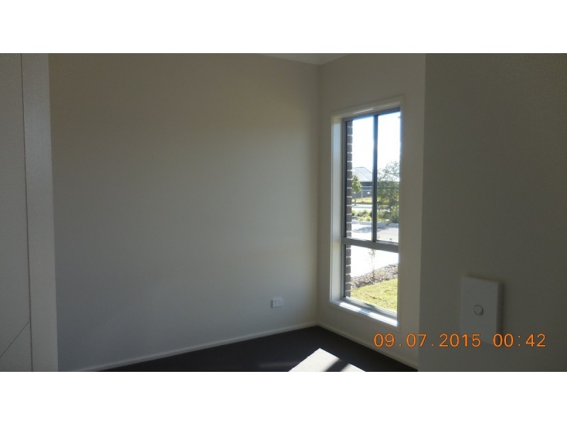 44B Easton Ave, Spring Farm NSW 2570