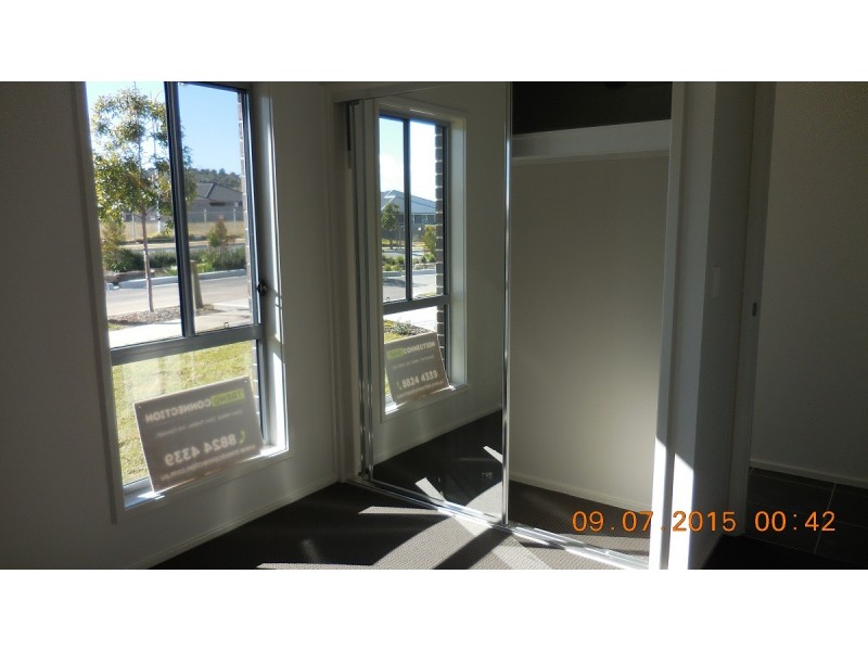 44B Easton Ave, Spring Farm NSW 2570
