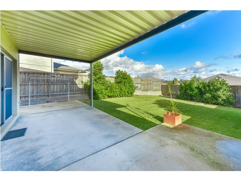 5 Tanner Close, Spring Farm NSW 2570