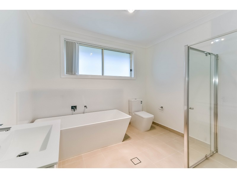 18 Parrott Street, Elderslie NSW 2570