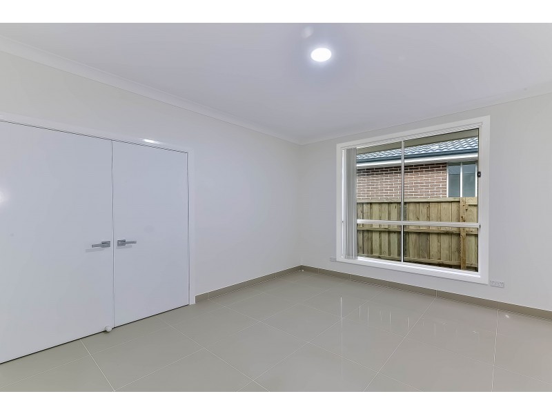 18 Parrott Street, Elderslie NSW 2570