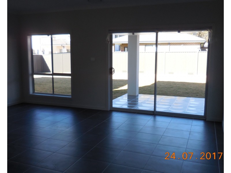 17B Weldon Street, Oran Park NSW 2570