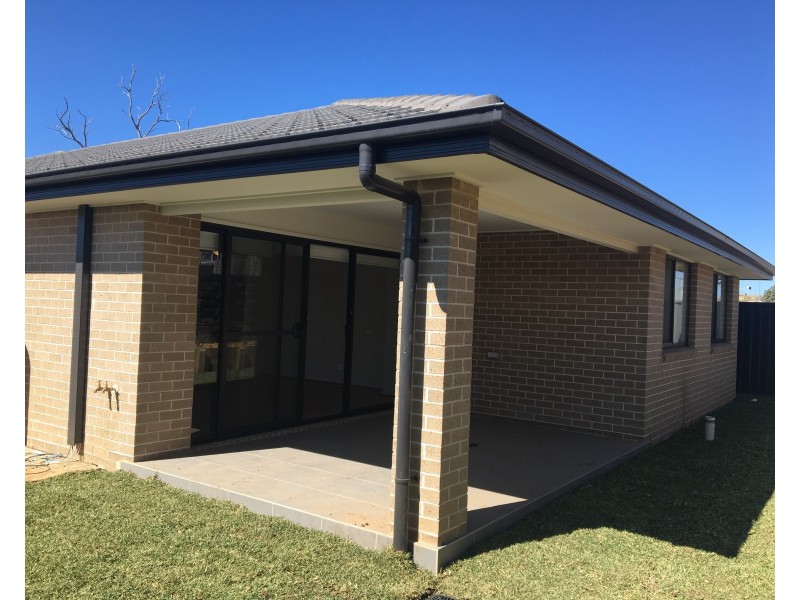 14  Mudgee street, Gregory Hills NSW 2557