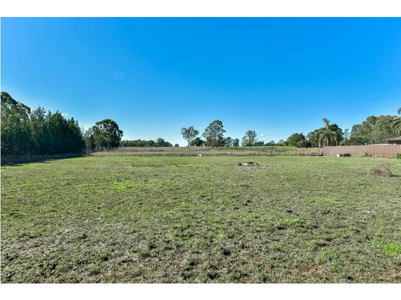 102 Springfield Road, Catherine Field NSW 2557