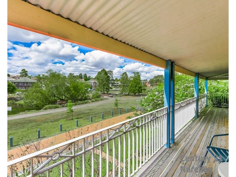 5 Nardoo Way, Mount Annan NSW 2567