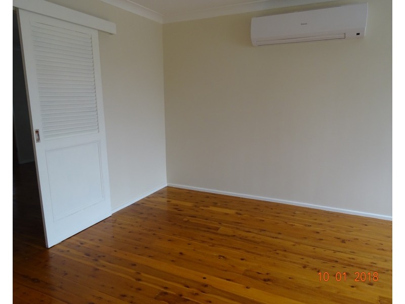 7 Banks Place, Camden South NSW 2570