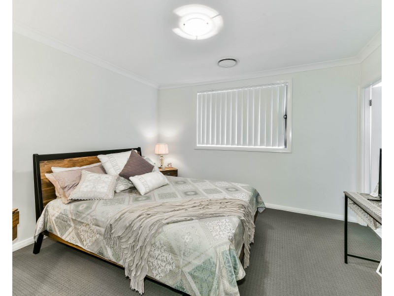 5 Cole Street, Oran Park NSW 2570