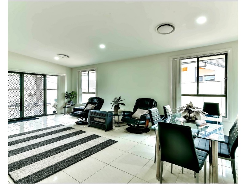 5 Cole Street, Oran Park NSW 2570