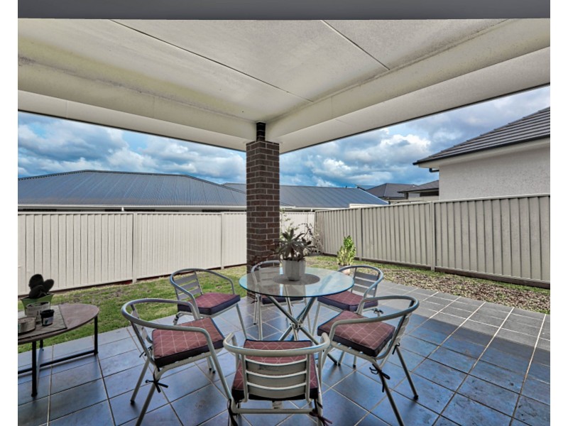 5 Cole Street, Oran Park NSW 2570