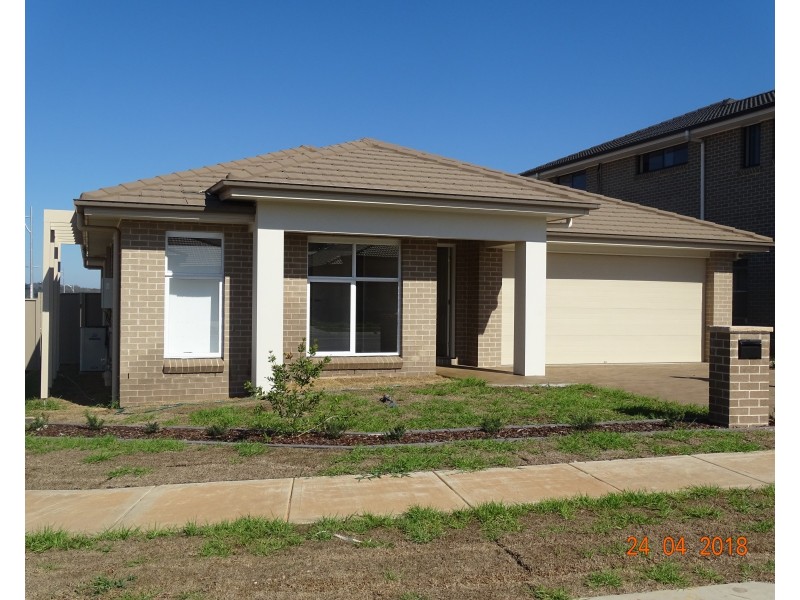 163 Hampshire Blvd, Spring Farm NSW 2570