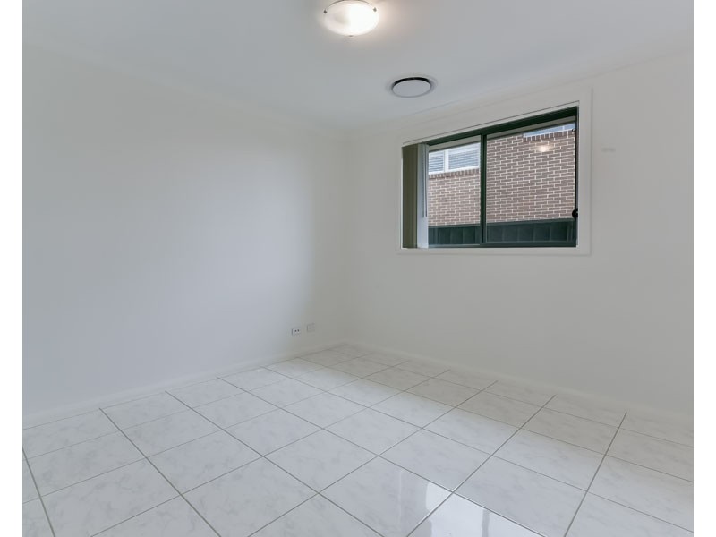 11 Seidler Parade, Oran Park NSW 2570