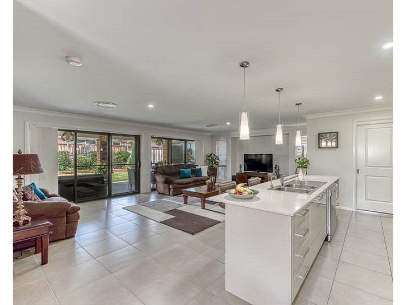 48  Bandara Cct, Spring Farm NSW 2570