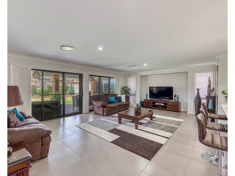 48  Bandara Cct, Spring Farm NSW 2570