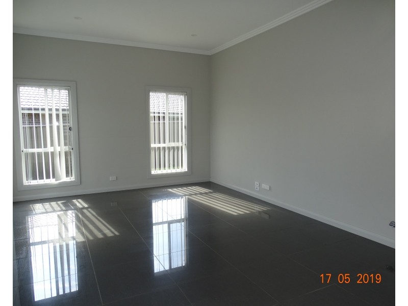 55 Rosella Cct, Gregory Hills NSW 2557