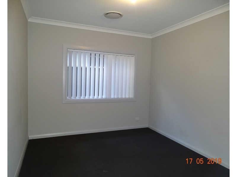 55 Rosella Cct, Gregory Hills NSW 2557