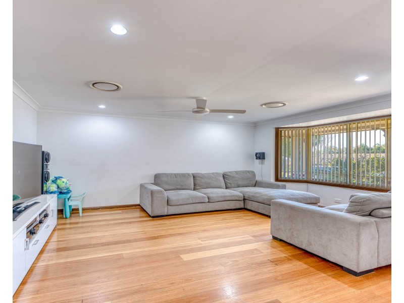 13 Scarborough Close, Narellan NSW 2567