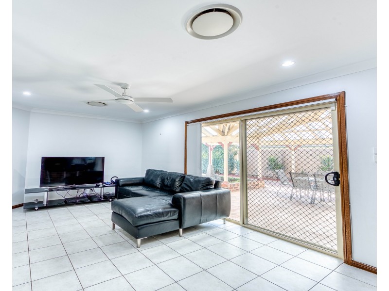 13 Scarborough Close, Narellan NSW 2567