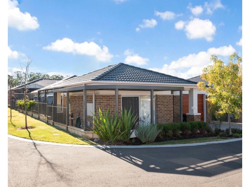 460/245 Jamboree Avenue, Denham Court NSW 2565