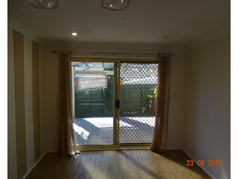 39 Lakeside Street, Currans Hill NSW 2567