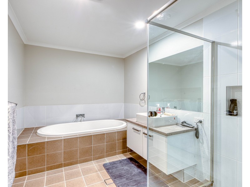 21 Correa Circuit, Gregory Hills NSW 2557