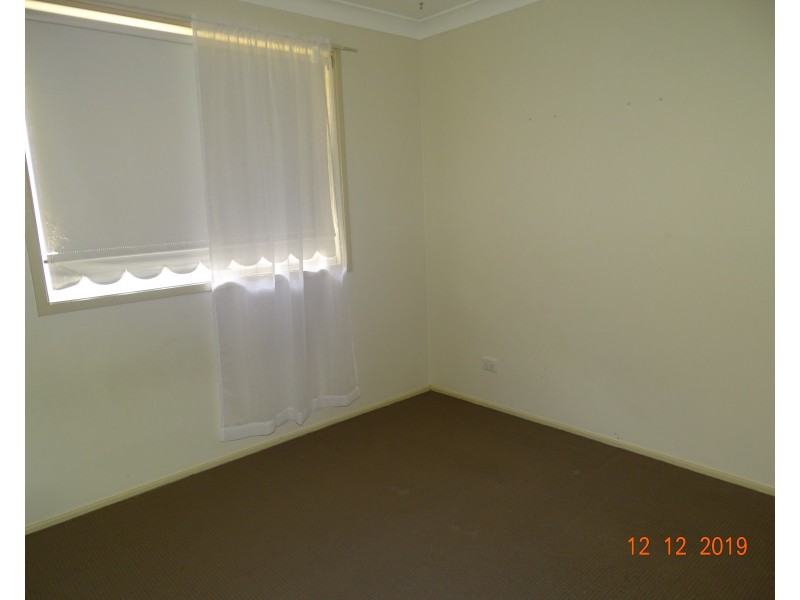 27 Eliza Way, Leumeah NSW 2560