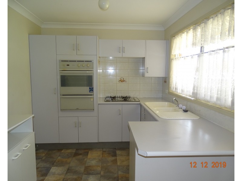 27 Eliza Way, Leumeah NSW 2560