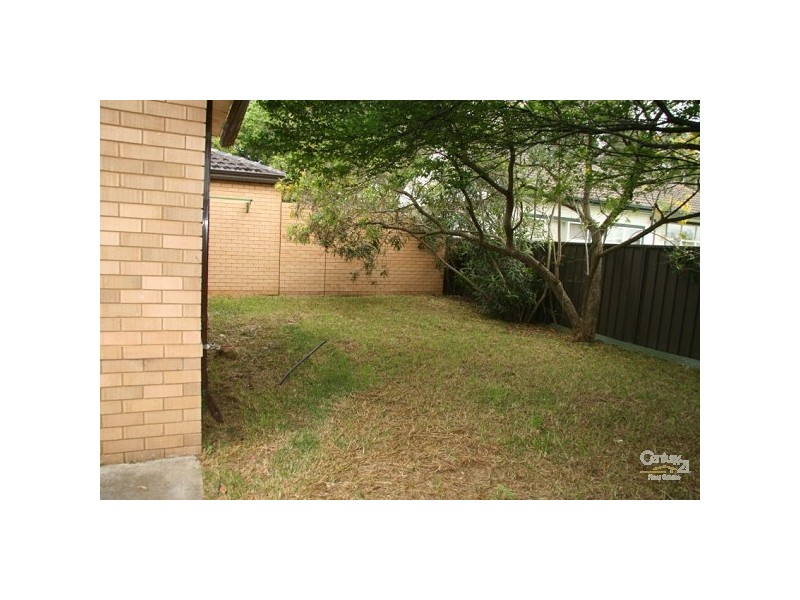 71 Pembroke Rd, Minto NSW 2566