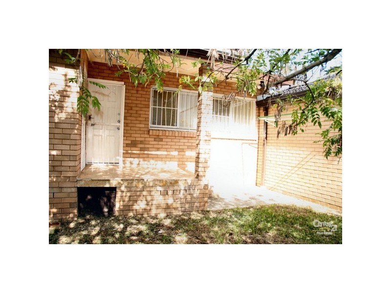 71 Pembroke Rd, Minto NSW 2566