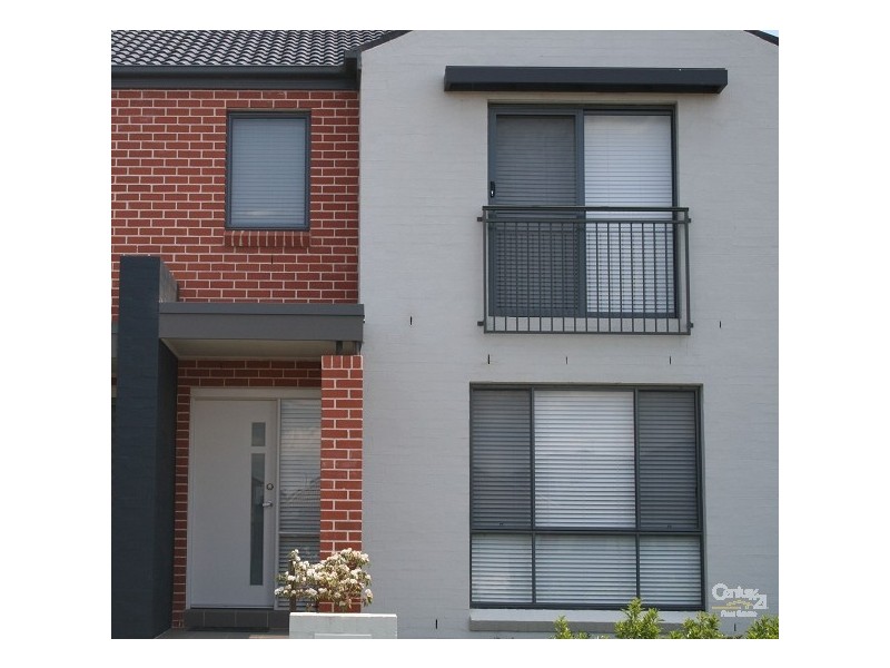 24 Belmont St, Spring Farm NSW 2570