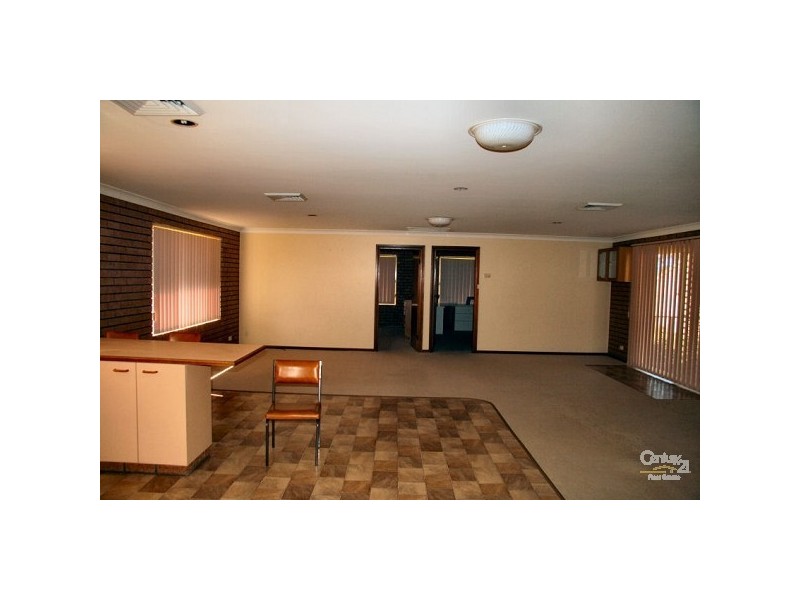 24 Cordeaux St, Leppington NSW 2179