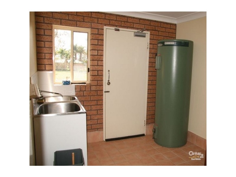 24 Cordeaux St, Leppington NSW 2179