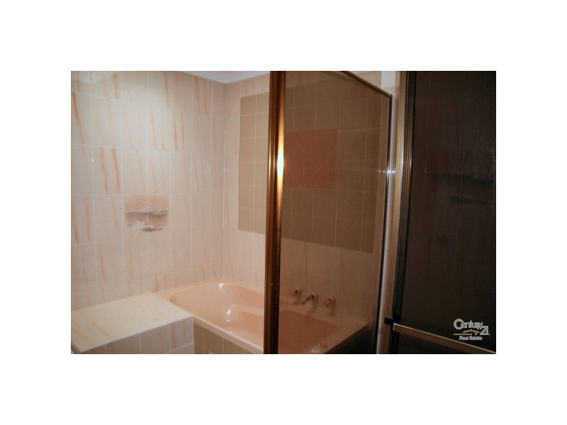 24 Cordeaux St, Leppington NSW 2179