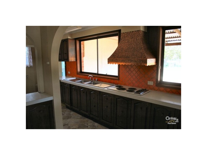 213 HEATH RD, Leppington NSW 2179