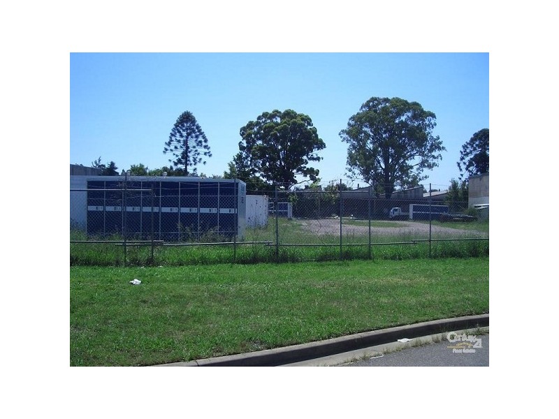 17 Frost Rd, Campbelltown NSW 2560