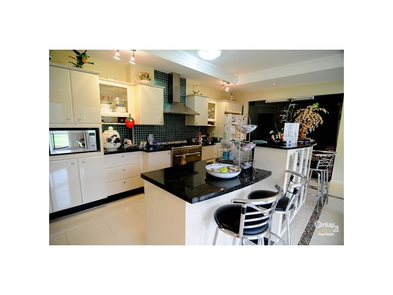 18 Dwyer Road, Bringelly NSW 2556