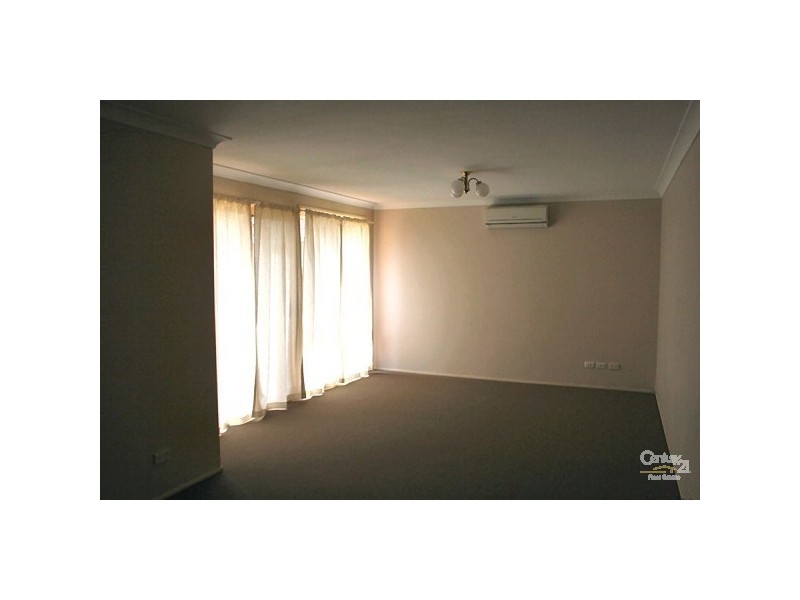 11 Taralga St, Prestons NSW 2170